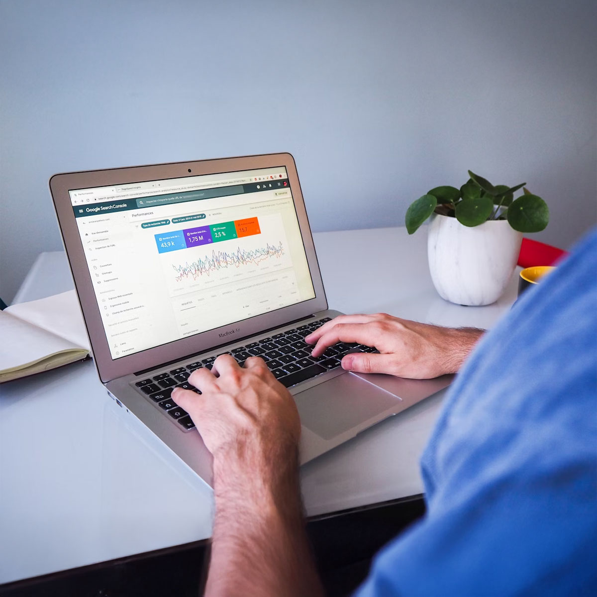 Google Search Console, GSC 2025, fix indexing issues Google, SEO tool UK, Google SEO visibility, structured data SEO, sitemap submission, Core Web Vitals, Google AI Overviews, search performance report